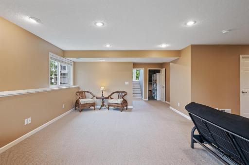 8508 Kirkwood Lane N, Maple Grove, MN 55369