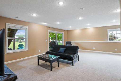 8508 Kirkwood Lane N, Maple Grove, MN 55369