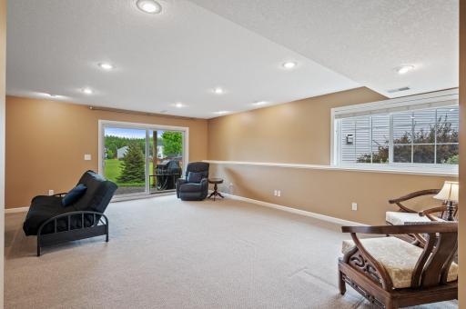 8508 Kirkwood Lane N, Maple Grove, MN 55369