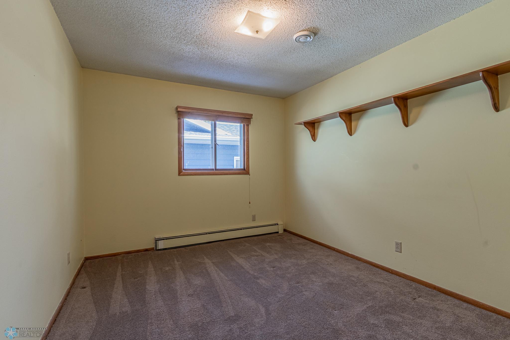 1907 18th St South Moorhead -09.jpg