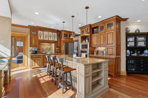 A chef's dream with plenty of countertop/prep space!