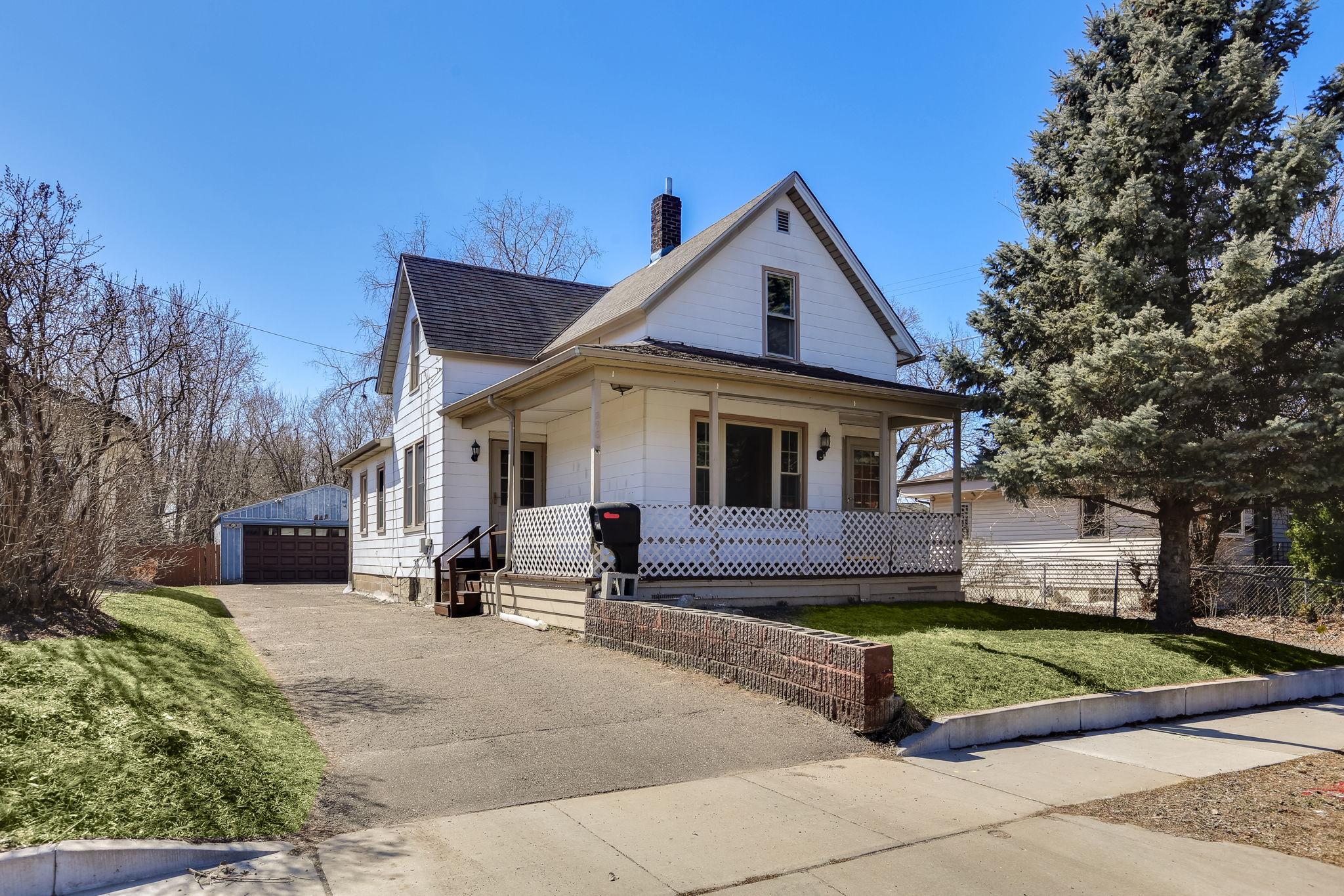 1-web-or-mls-298-W-Cottage-Ave-01.jpg
