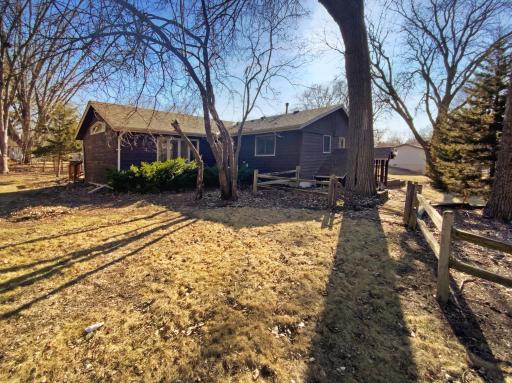 101 Wentworth Place, Burnsville, MN 55337