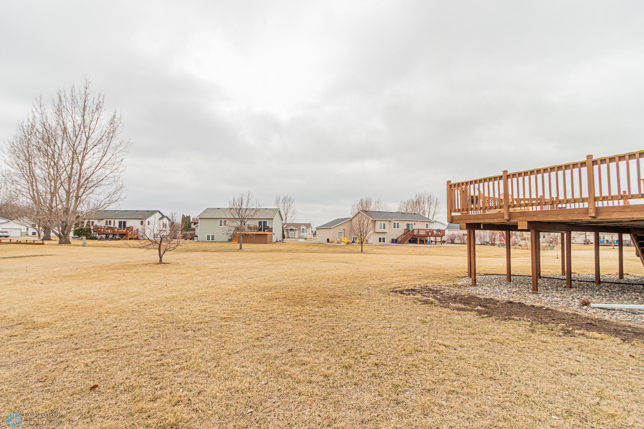 985 32nd St S, Moorhead, MN 56560-31.jpg