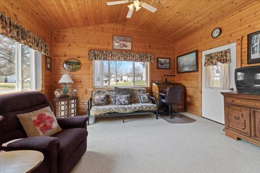 111 Garner Circle, Montrose, MN 55363