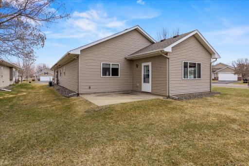 111 Garner Circle, Montrose, MN 55363