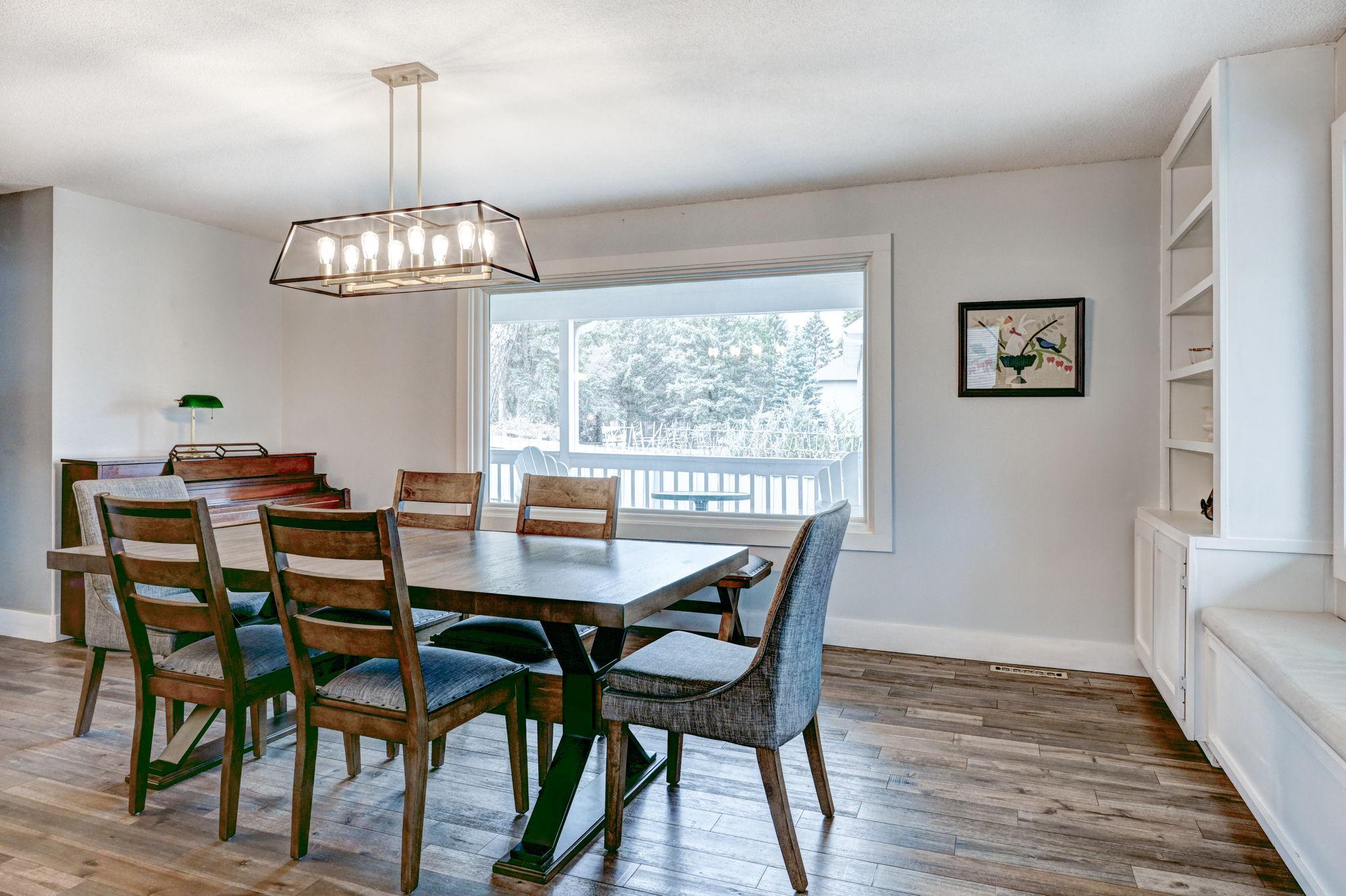 15-web-or-mls-14605 43rd Ave N 015Full.jpg