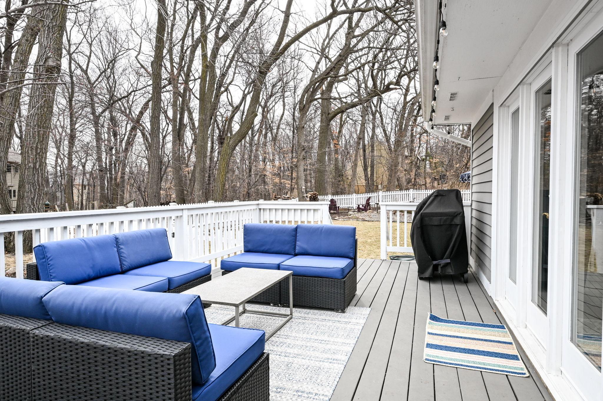 32-web-or-mls-14605 43rd Ave N 032Full.jpg