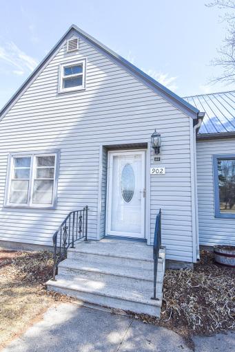 Photo for 902 Arnold Avenue N, Thief River Falls, MN 56701 - Listing #6700916 902 Arnold Avenue N, Thief River Falls, MN 56701