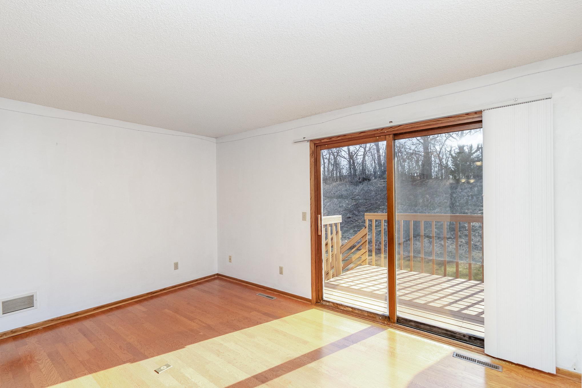 UL Living room 2