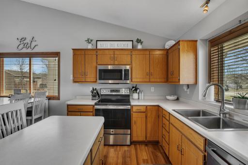 607 Hackberry Drive, Saint Joseph, MN 56374