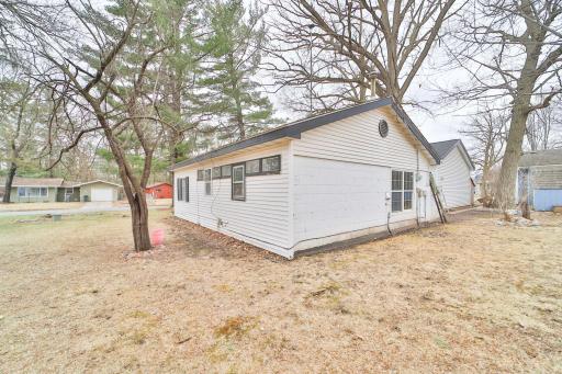 240 6th Street NW, Milaca, MN 56353