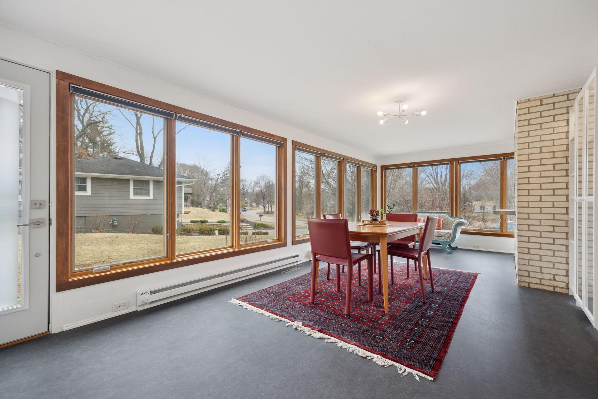 Marmoleum flooring in the sun room