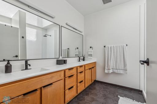 117 Broadway N, 303, Fargo, ND 58102