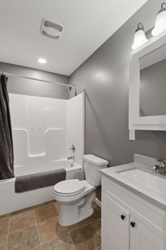 411 E Cheyenne Street, Roberts, WI 54023