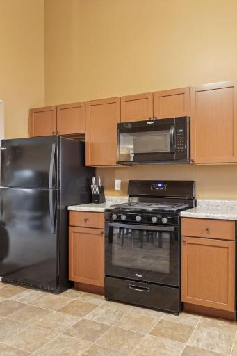 411 E Cheyenne Street, Roberts, WI 54023