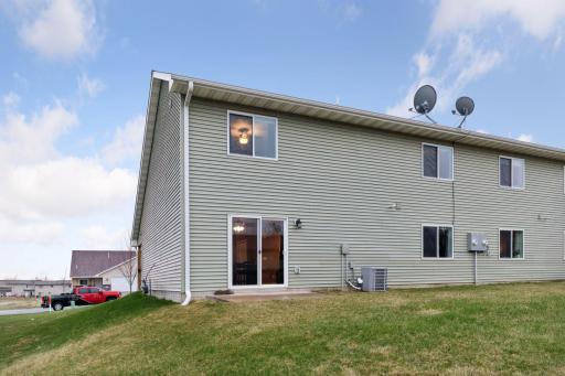 411 E Cheyenne Street, Roberts, WI 54023