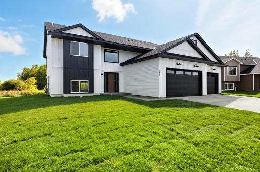 Photo for 2892 29th Street NE, Sauk Rapids, MN 56379 - listing #6701313 2892 29th Street NE, Sauk Rapids, MN 56379