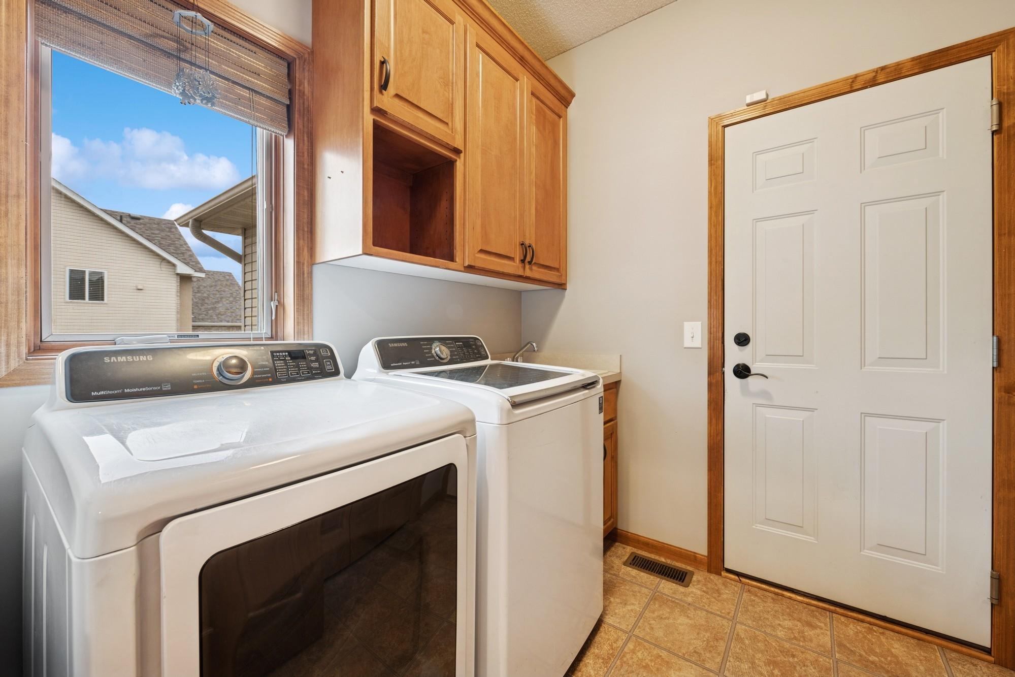 Laundry/ Mud room