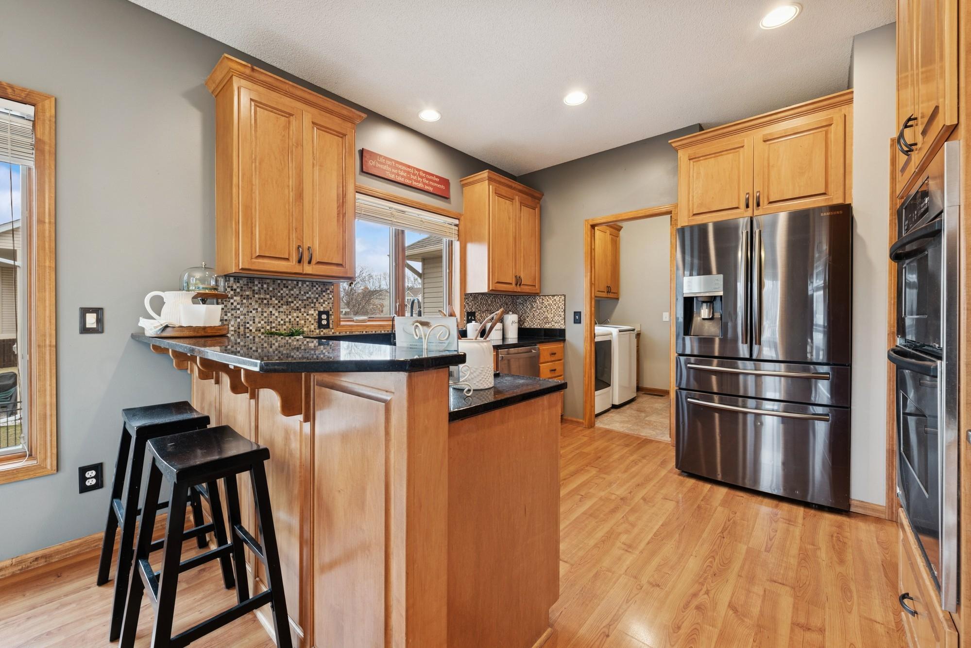 Kitchen with breakfast bar