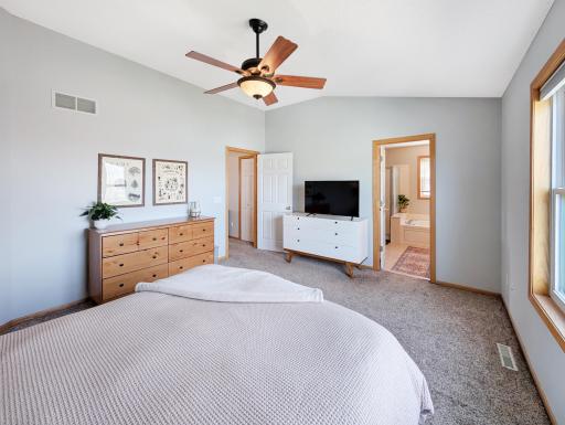9033 Peony Lane N, Maple Grove, MN 55311
