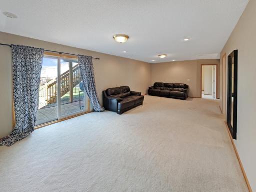 9033 Peony Lane N, Maple Grove, MN 55311