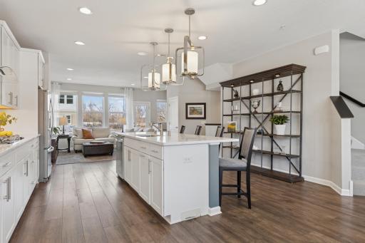 637 Satori Way, Chaska, MN 55318