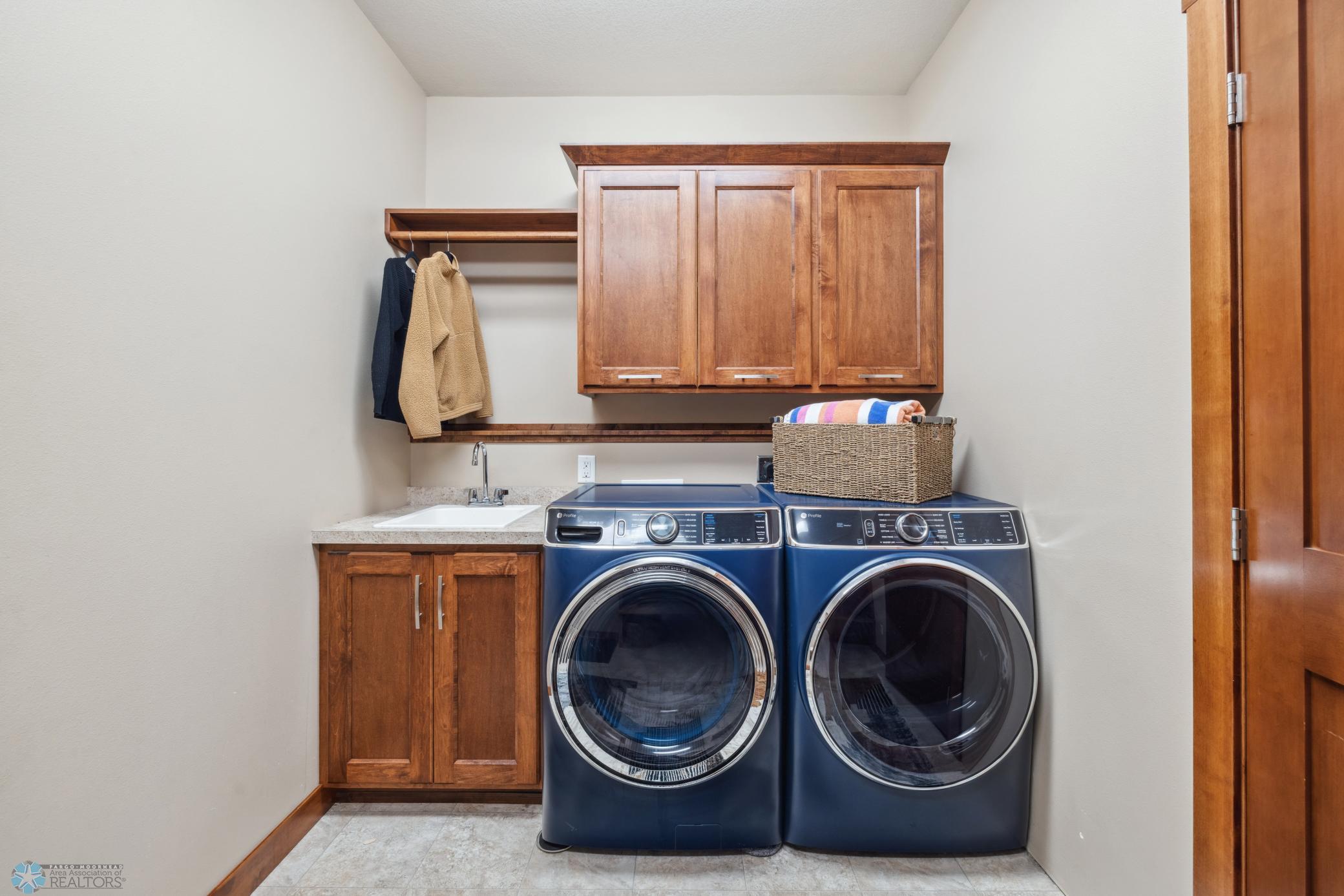 Amdak__639 47th Ave W West Fargo ND_0041.jpg