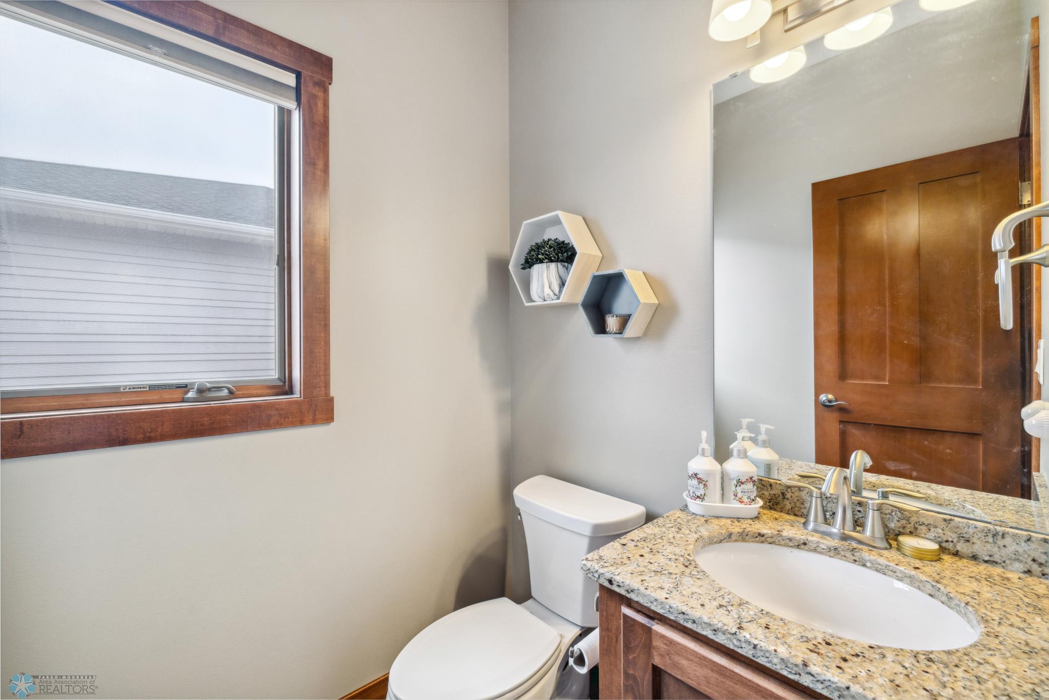 Amdak__639 47th Ave W West Fargo ND_0023.jpg