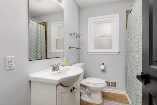 627 Cheryl Street NE, Fridley, MN 55432