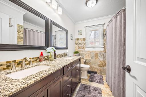 9470 Roy Road, Independence, MN 55328
