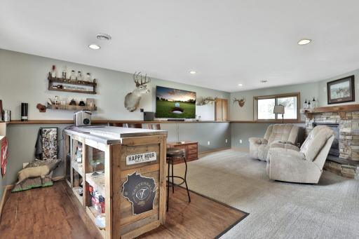 527 Glenmeadow Street, River Falls, WI 54022
