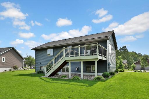 527 Glenmeadow Street, River Falls, WI 54022