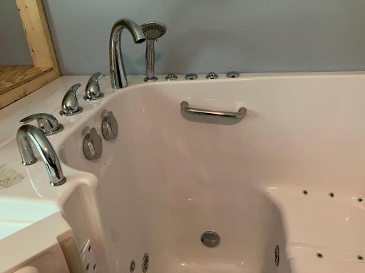 Tub