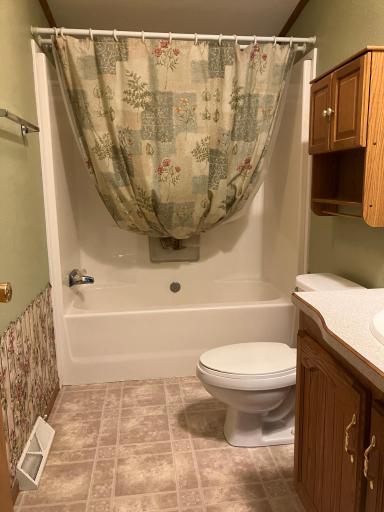 Main Level Bath