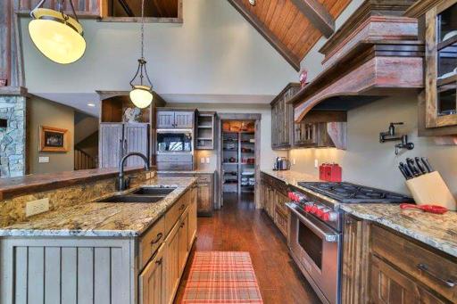 9382 Rocky Point Trail, Nisswa, MN 56468