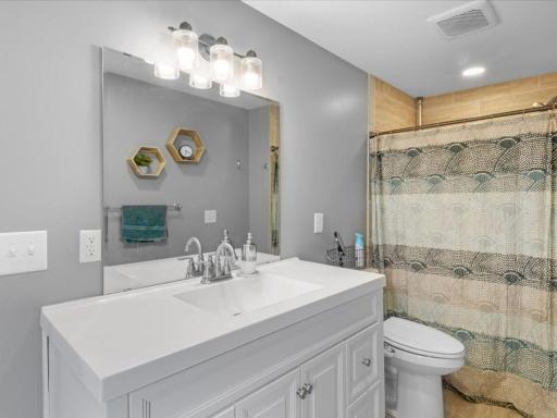 816 N 6th Street, Lake City, MN 55041