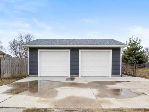 816 N 6th Street, Lake City, MN 55041