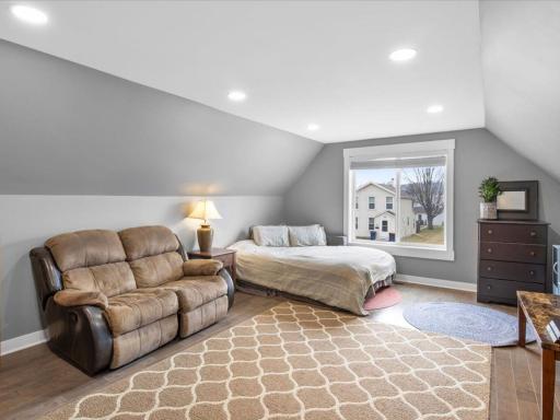816 N 6th Street, Lake City, MN 55041