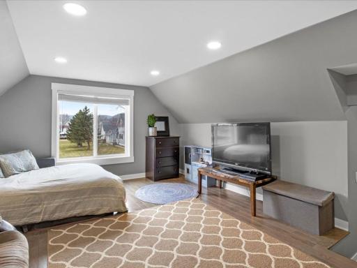 816 N 6th Street, Lake City, MN 55041