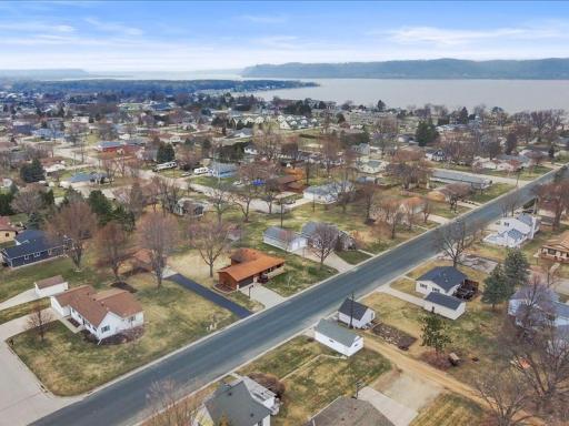 816 N 6th Street, Lake City, MN 55041