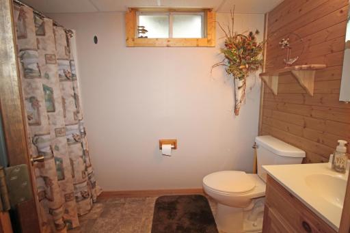 69 5th Street SE, Richmond, MN 56368
