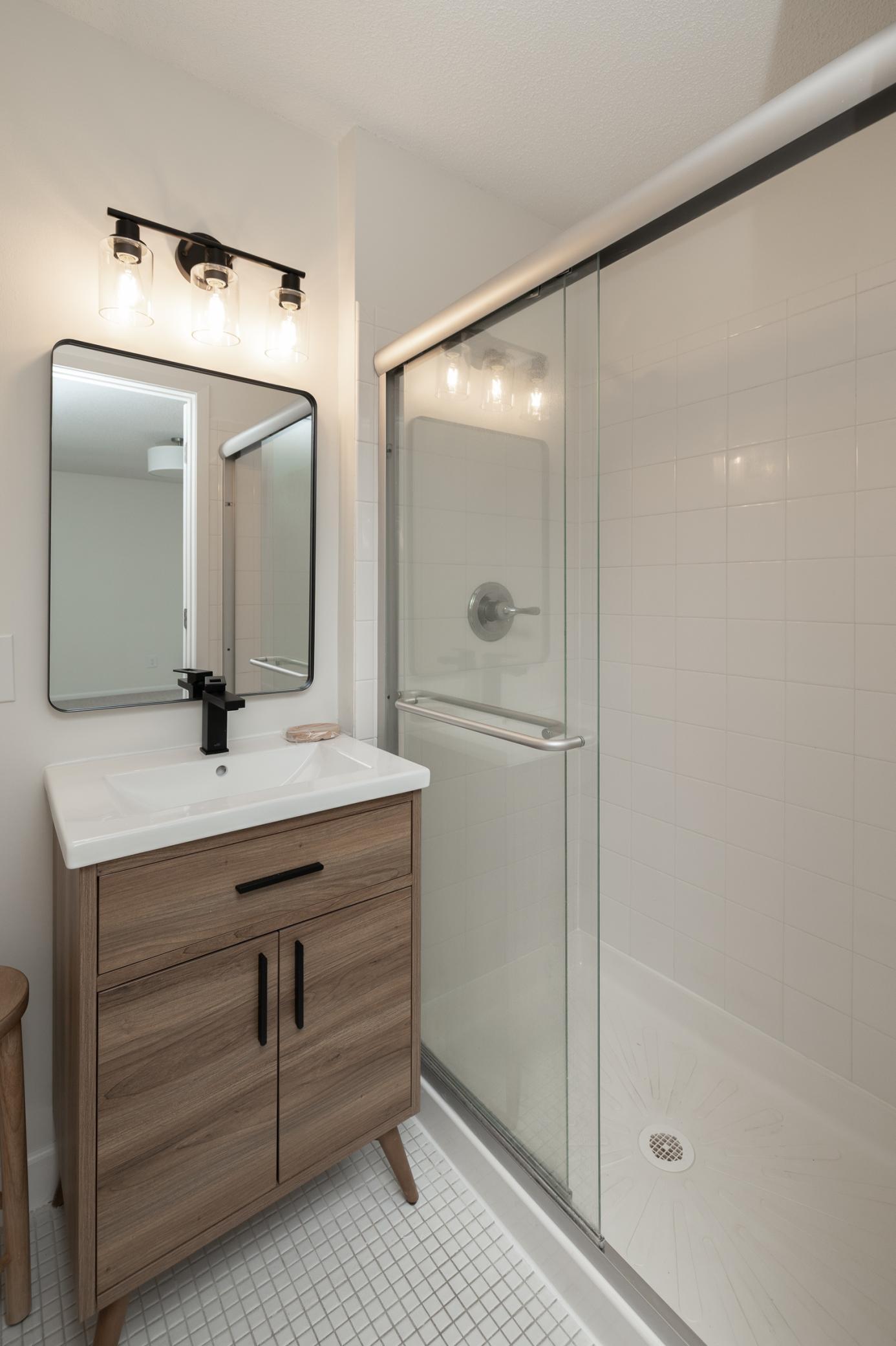 Private 3/4 master bath