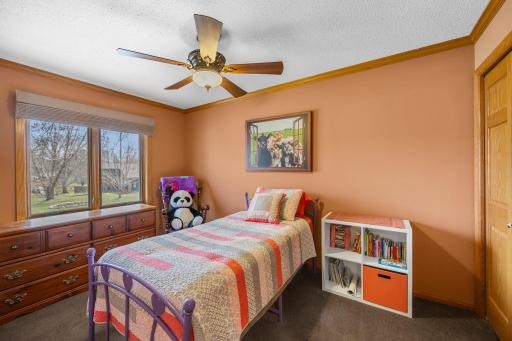 1535 Oakwood Drive, Saint Paul, MN 55126