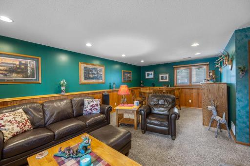 1535 Oakwood Drive, Saint Paul, MN 55126