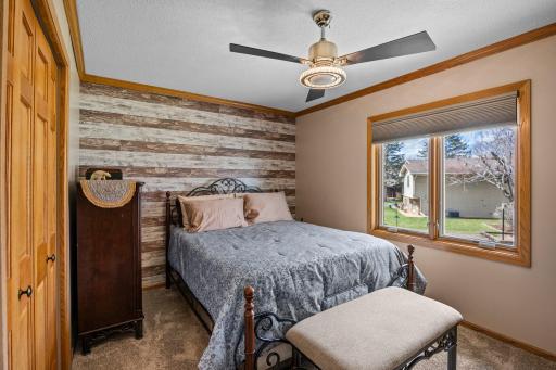 1535 Oakwood Drive, Saint Paul, MN 55126