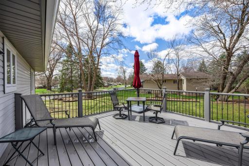 1535 Oakwood Drive, Saint Paul, MN 55126
