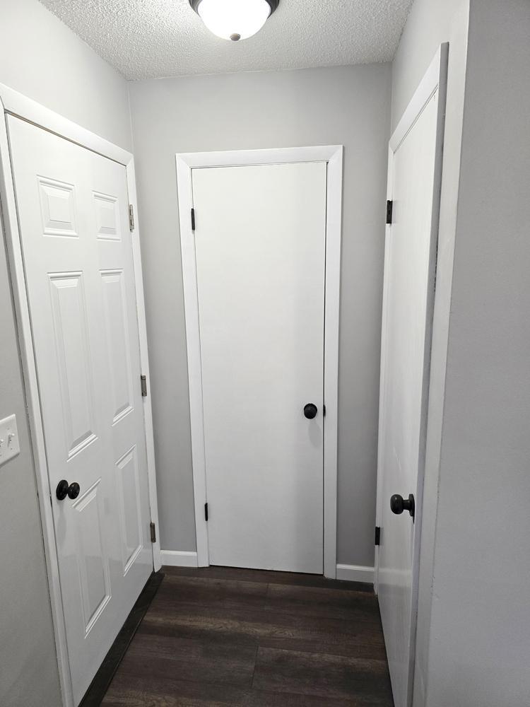 hall1.jpg