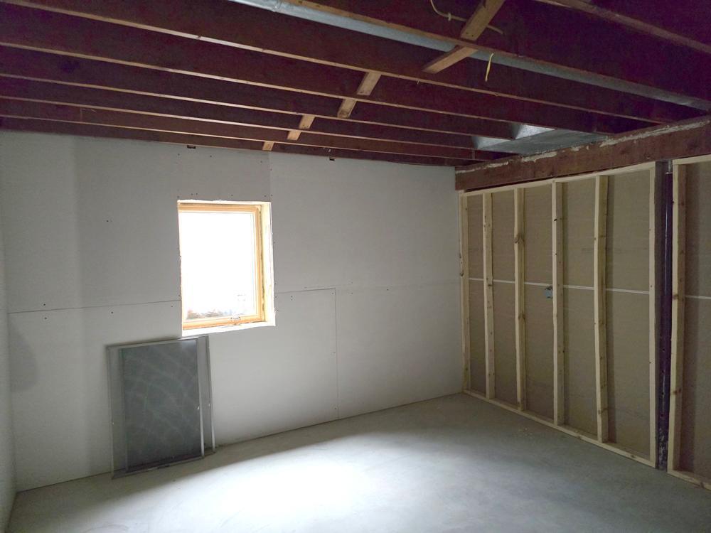 basement3.jpg