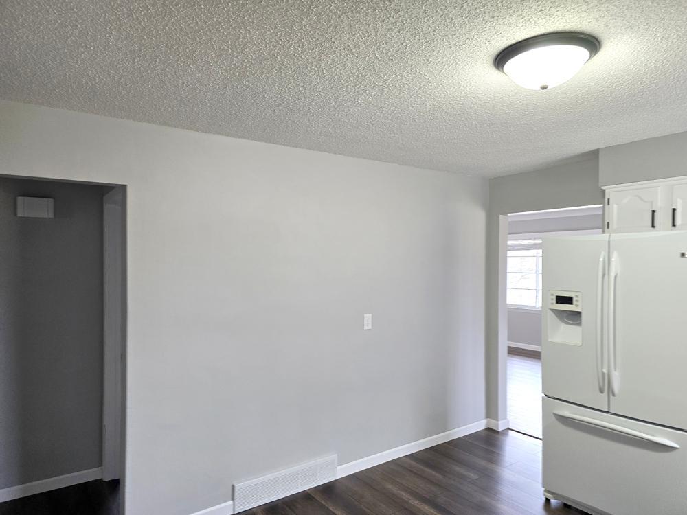 kitchen2.jpg